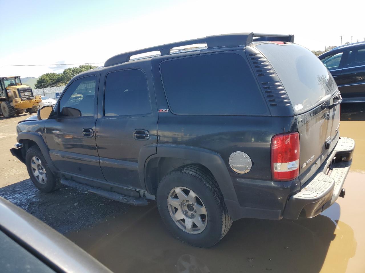 2005 Chevrolet Tahoe - Image 2