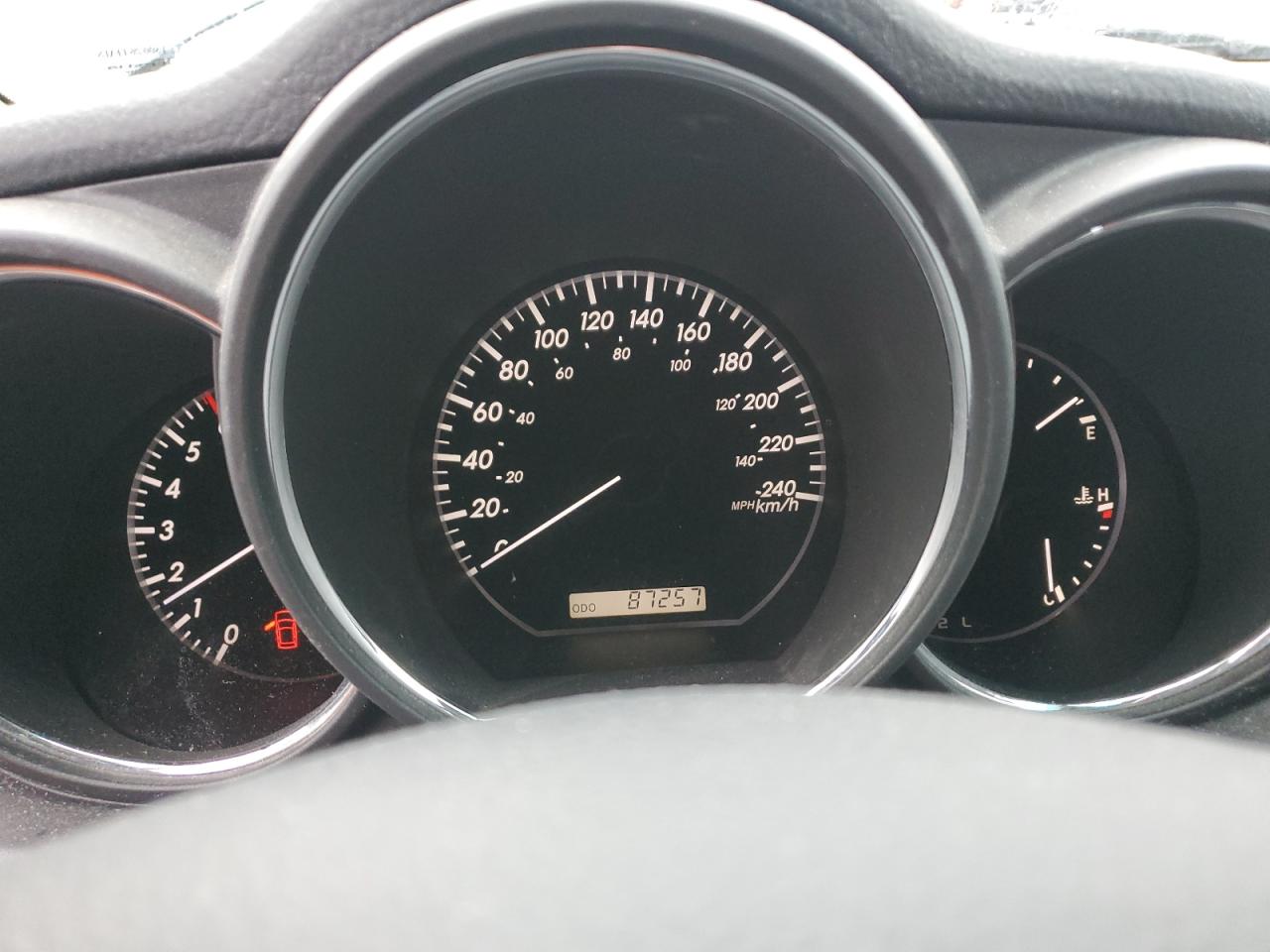 2005 Lexus RX - Image 9