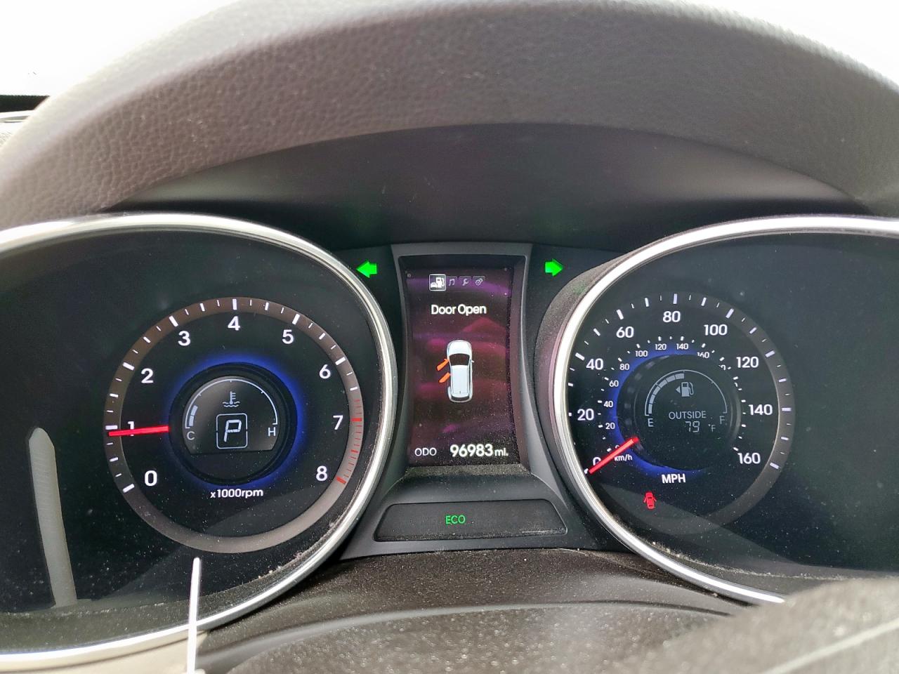 2013 Hyundai Santa Fe - Image 9