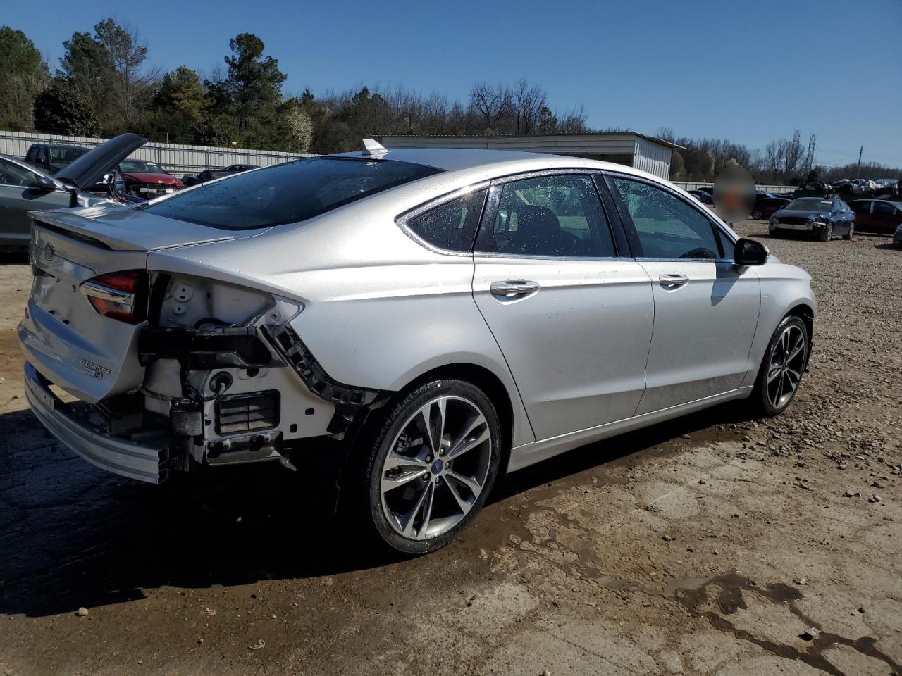 2019 Ford Fusion - Image 3