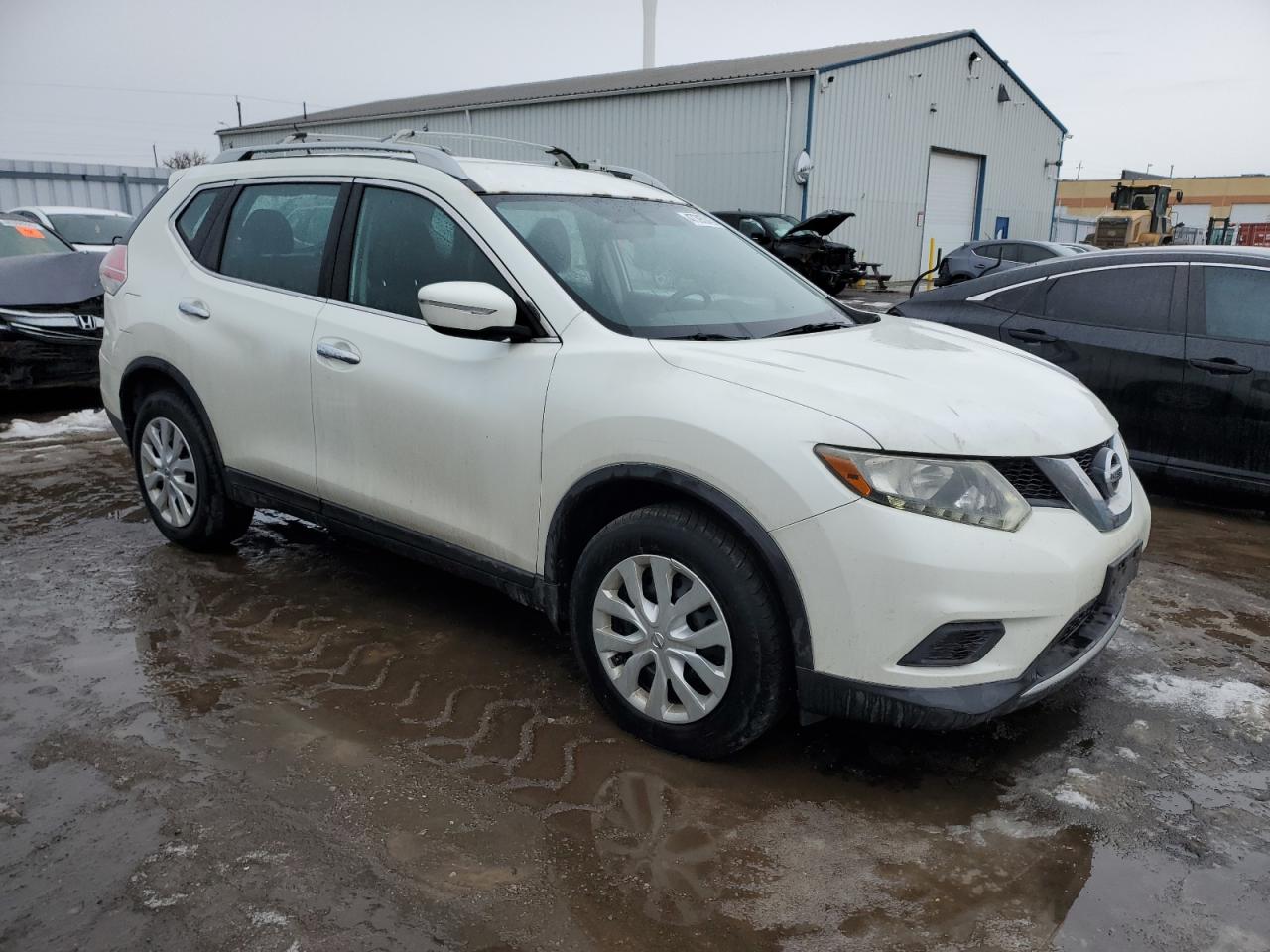 2015 Nissan Rogue - Image 4