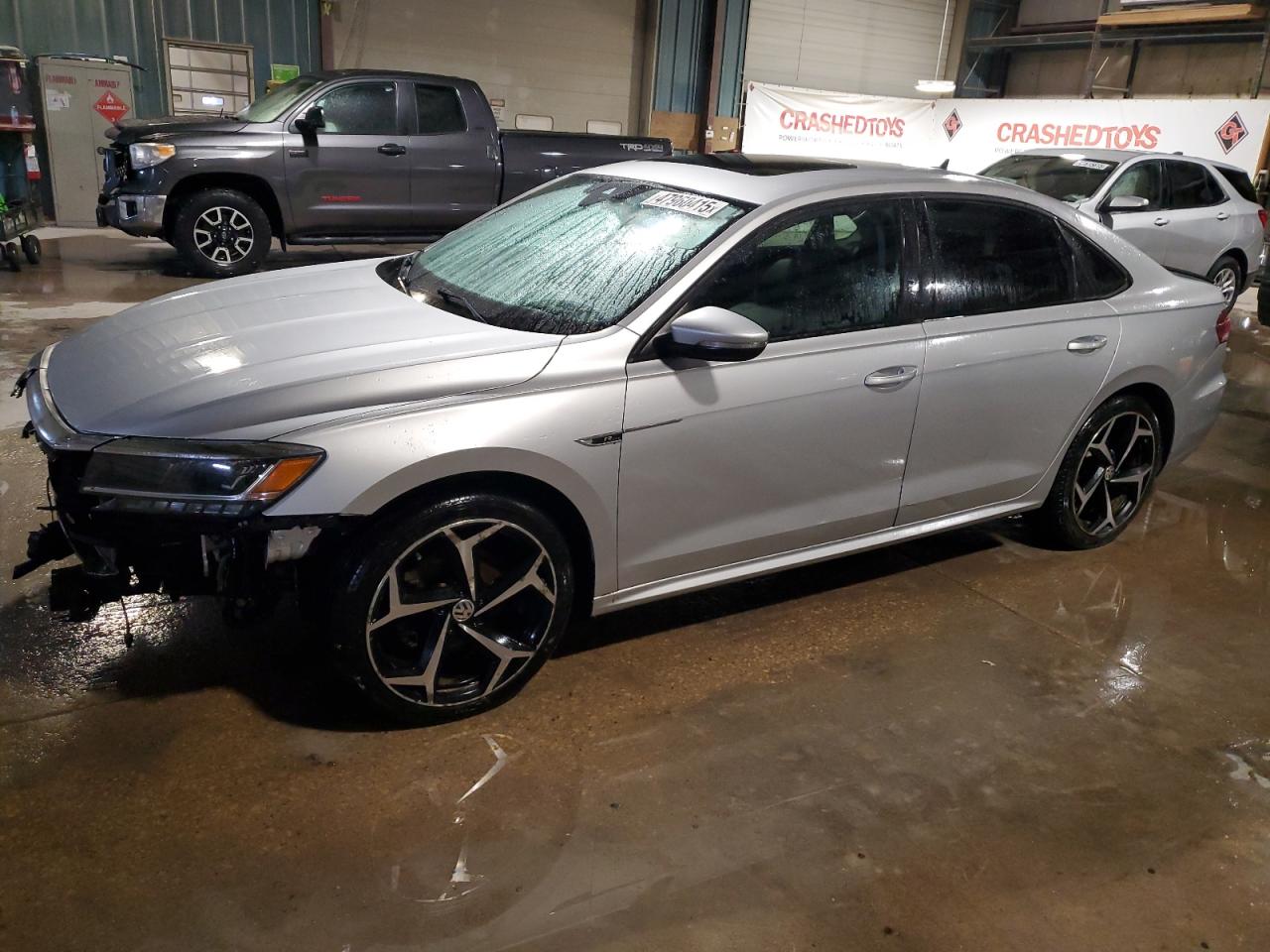 2020 Volkswagen Passat R-Line de vânzare în Eldridge, IA - Front End