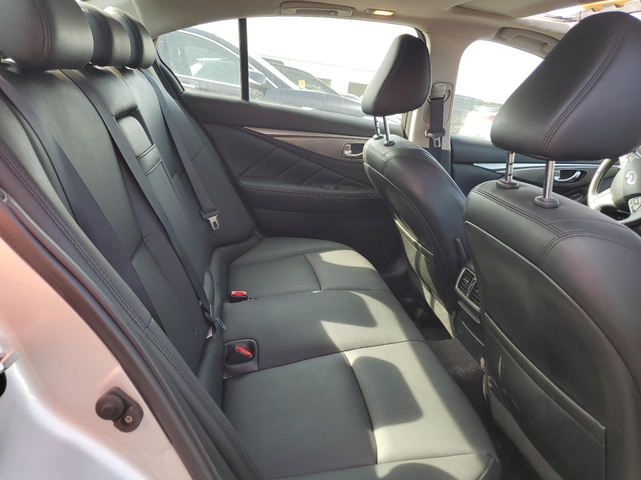 2017 Infiniti Q50 - Image 10