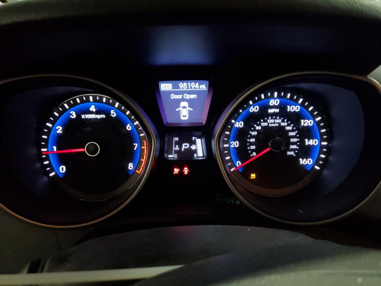 2013 Hyundai Elantra - Image 9