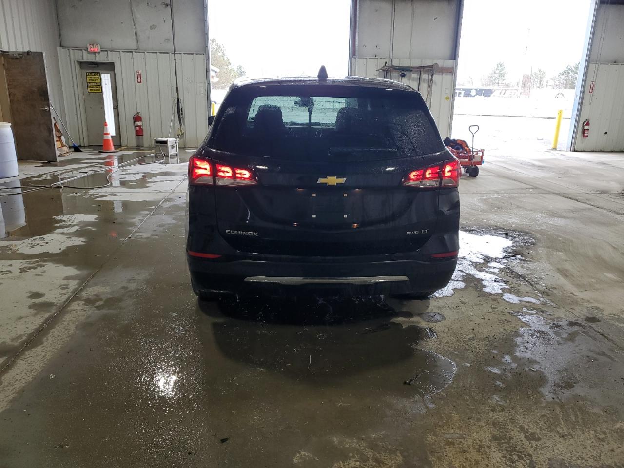 2023 Chevrolet Equinox - Image 6