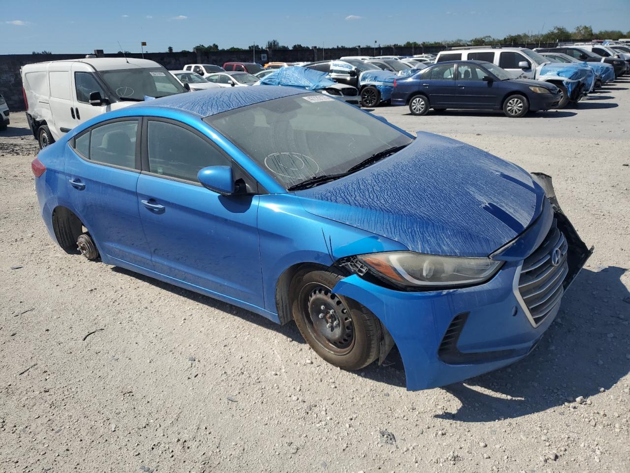 2017 Hyundai Elantra - Image 4