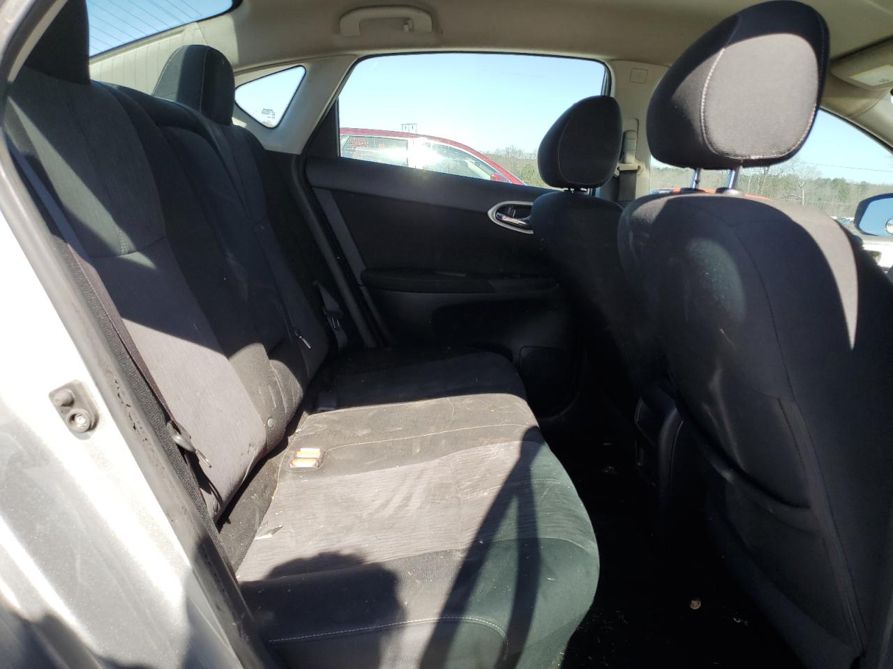 2014 Nissan Sentra - Image 10