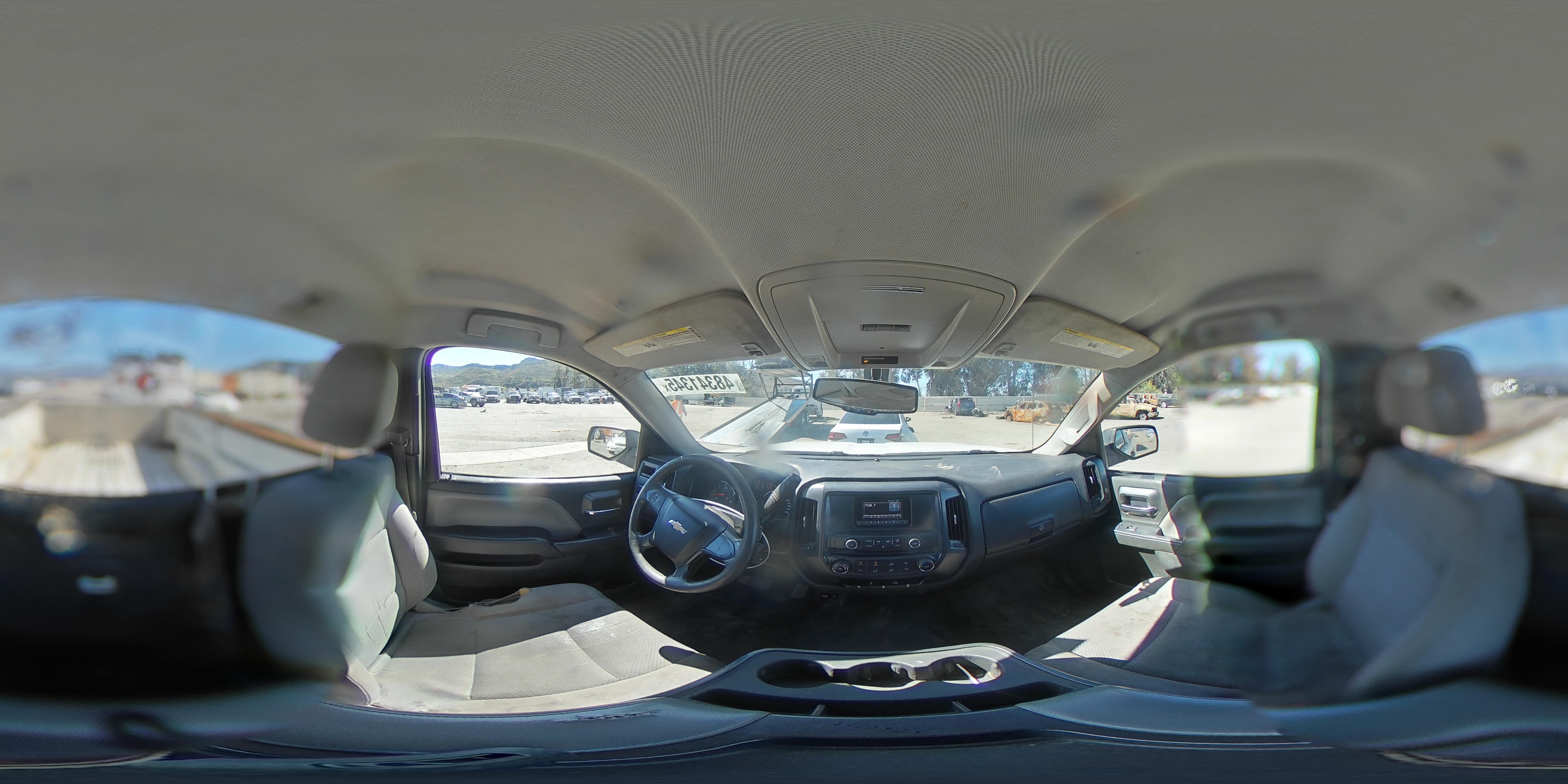 2015 Chevrolet Silverado - Image 13