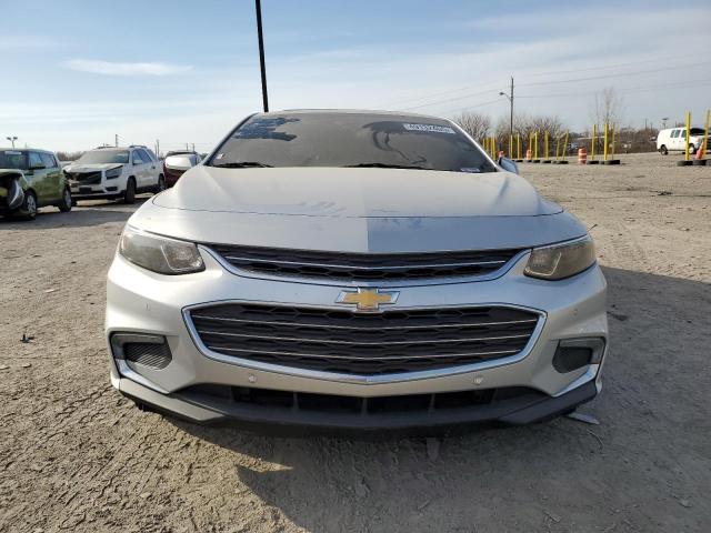 Седани CHEVROLET MALIBU 2016 Сріблястий