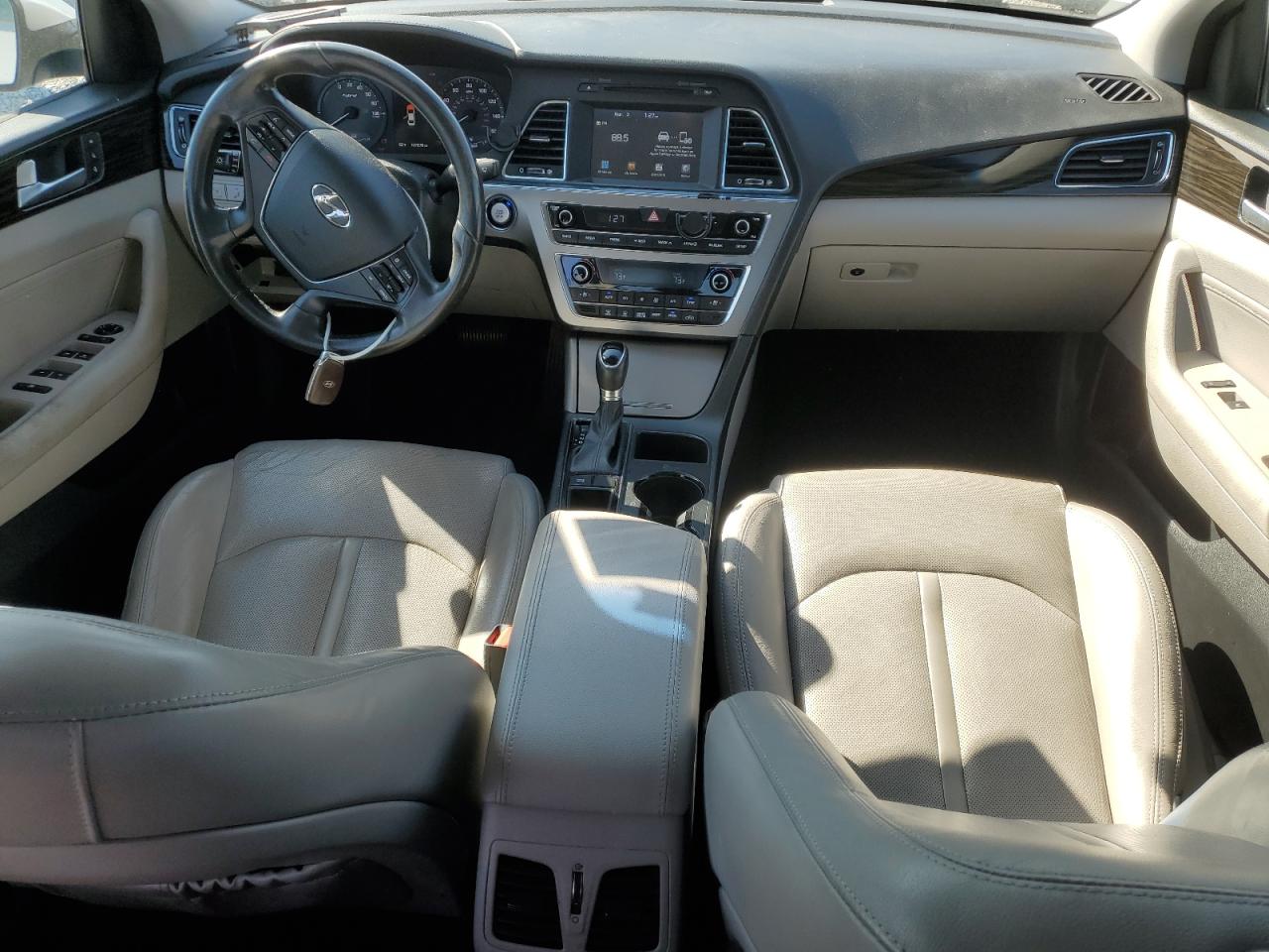 2017 Hyundai Sonata - Image 8