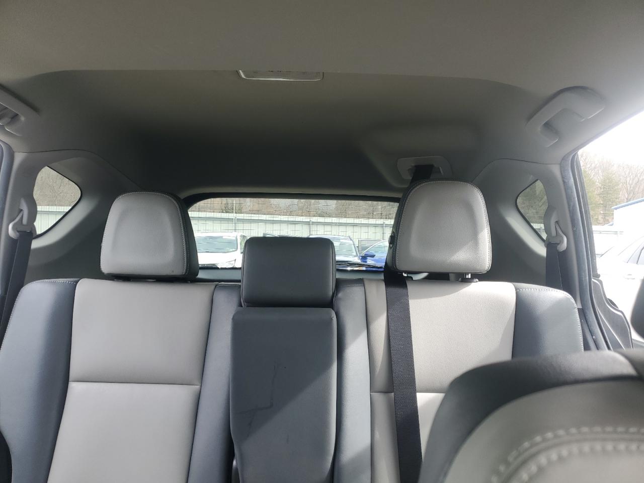 2015 Toyota RAV 4 - Image 10