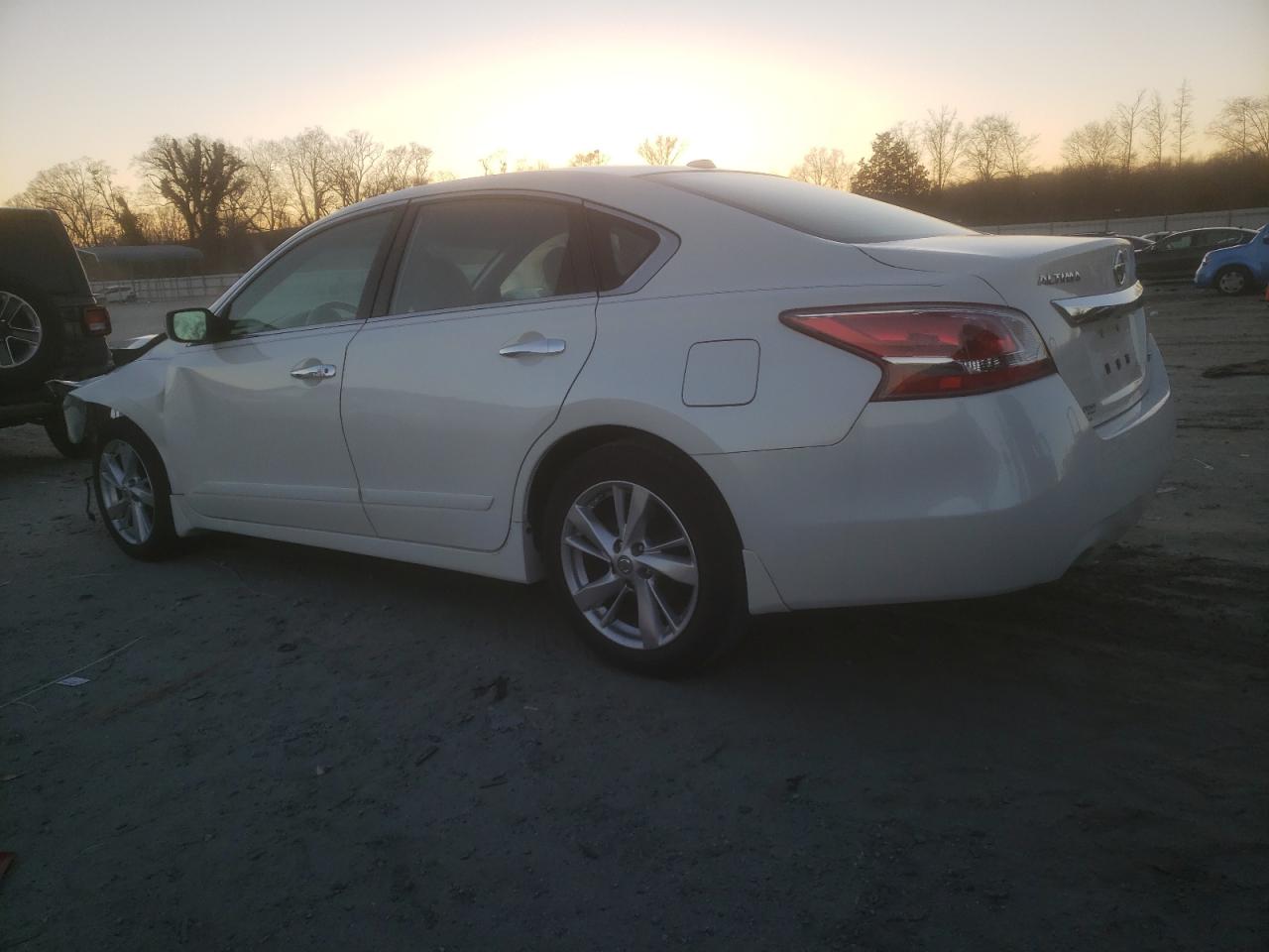 2013 Nissan Altima - Image 2