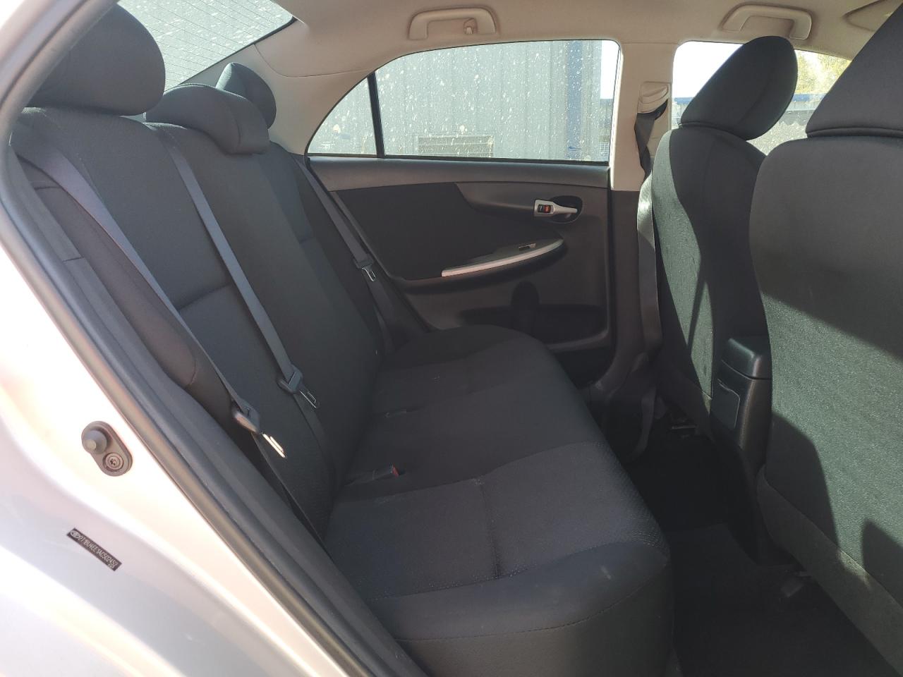 2010 Toyota Corolla - Image 10
