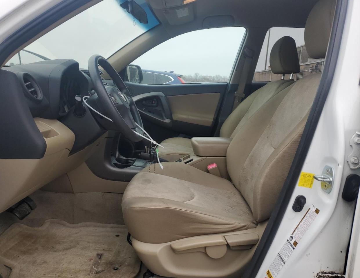 2012 Toyota RAV 4 - Image 7