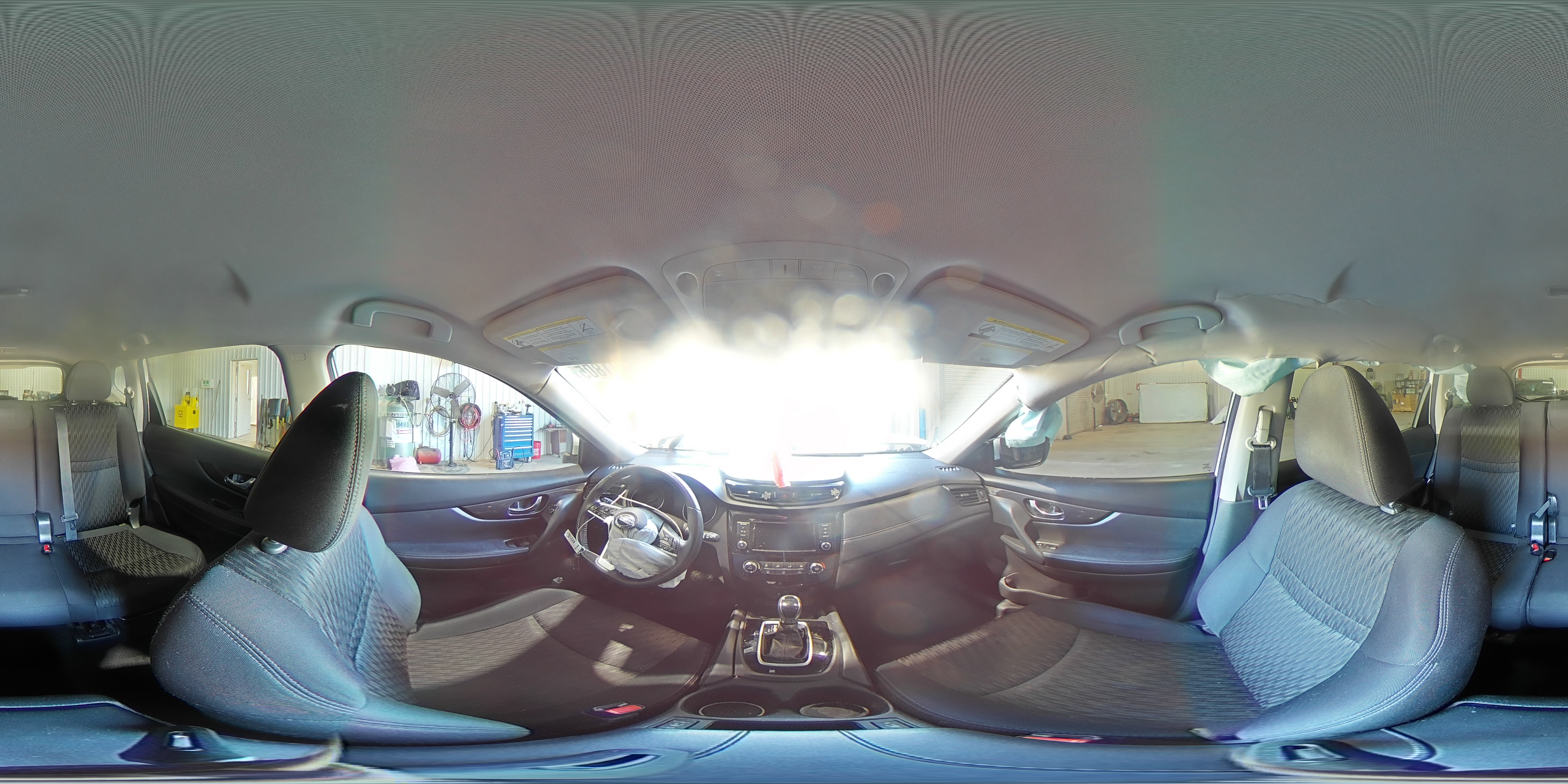 2019 Nissan Rogue - Image 14