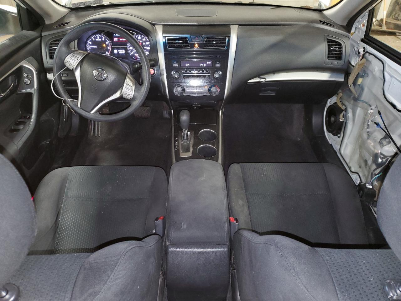 2014 Nissan Altima - Image 8