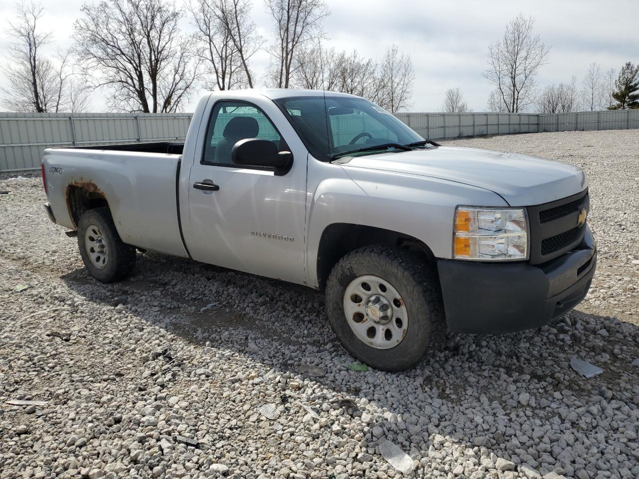 2013 Chevrolet Silverado - Image 4