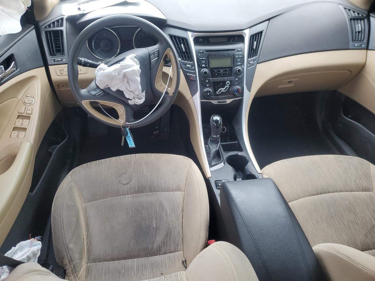 2013 Hyundai Sonata - Image 8