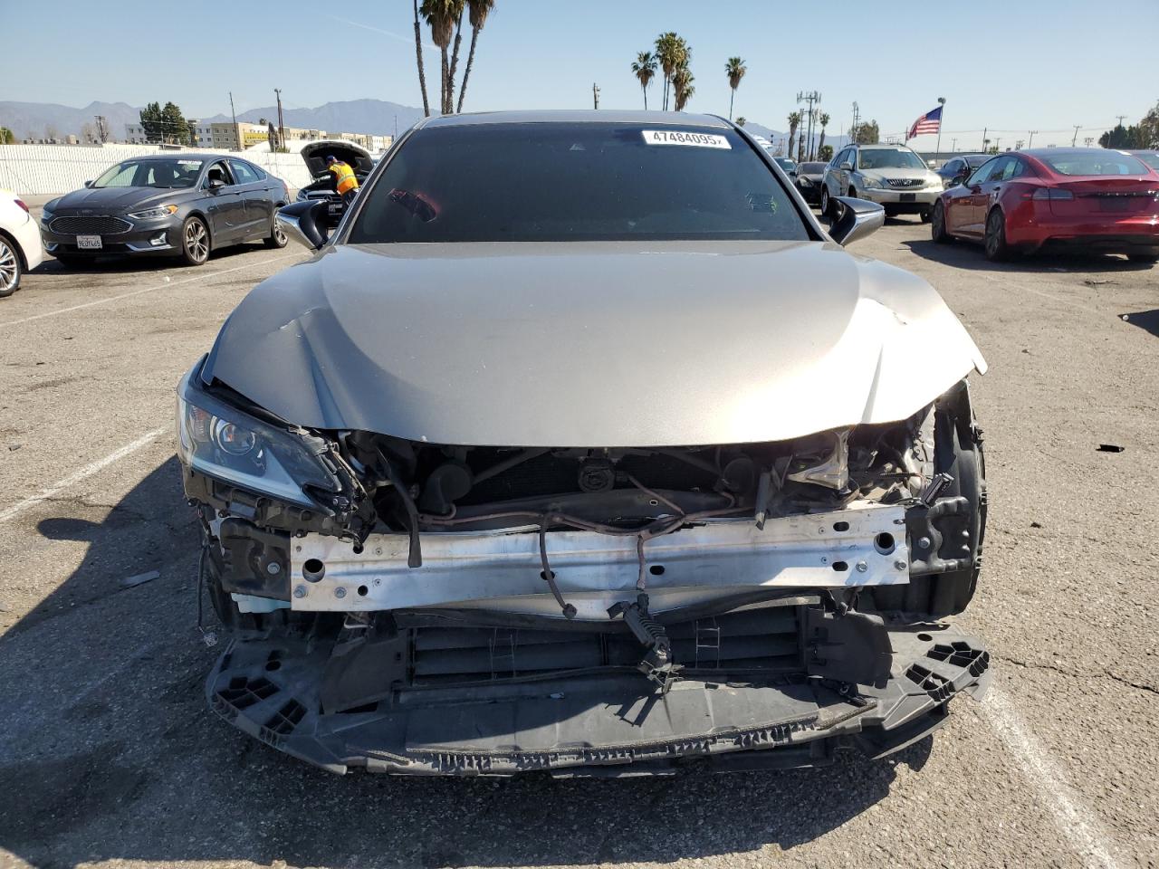 2019 Lexus ES - Image 5