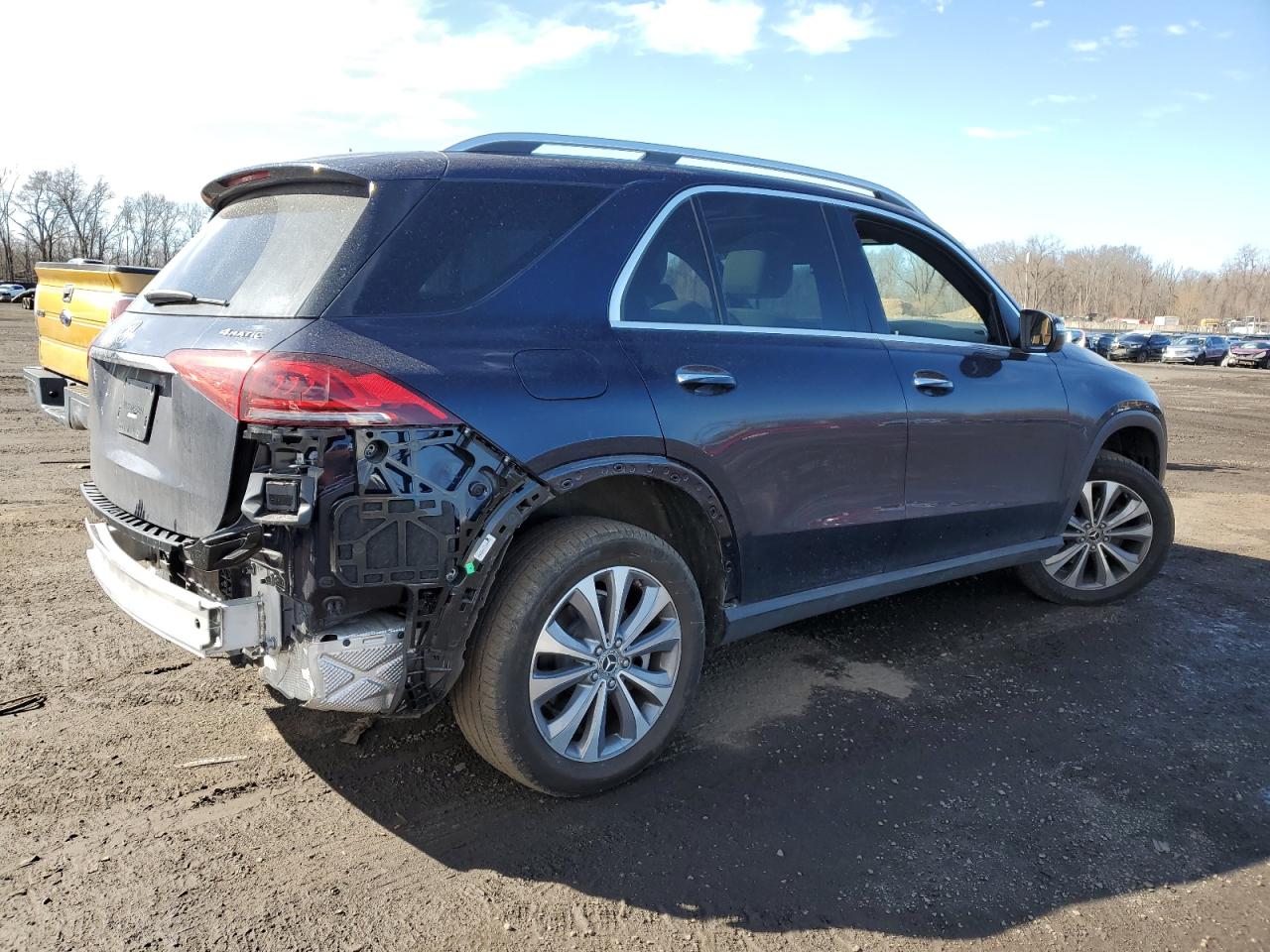 2021 Mercedes-Benz GLE - Image 3