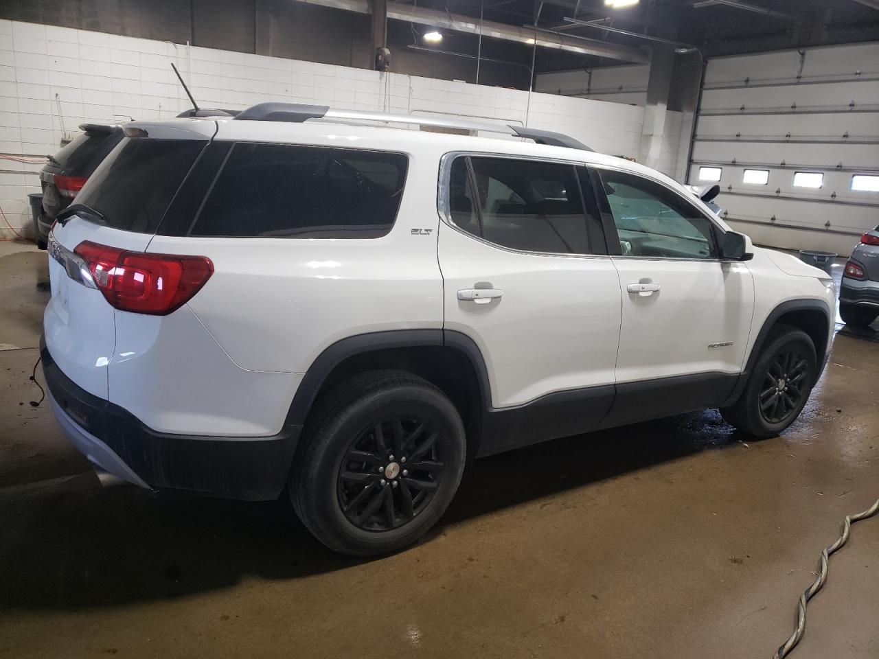 2019 GMC Acadia - Image 3