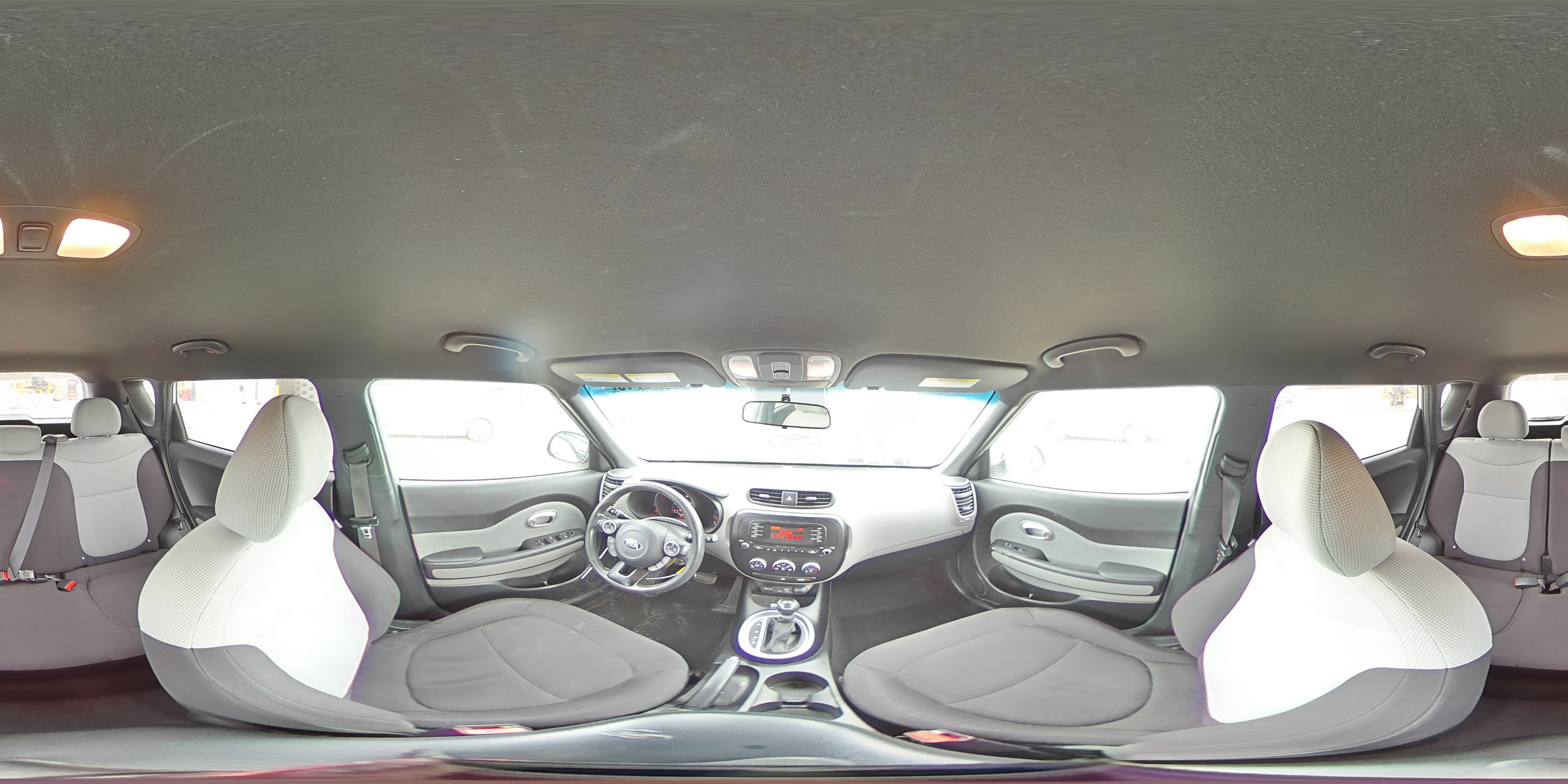 2015 Kia Soul - Image 12