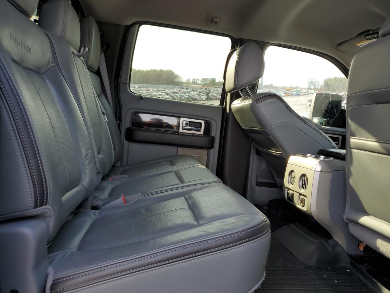 2011 Ford F-150 - Image 10