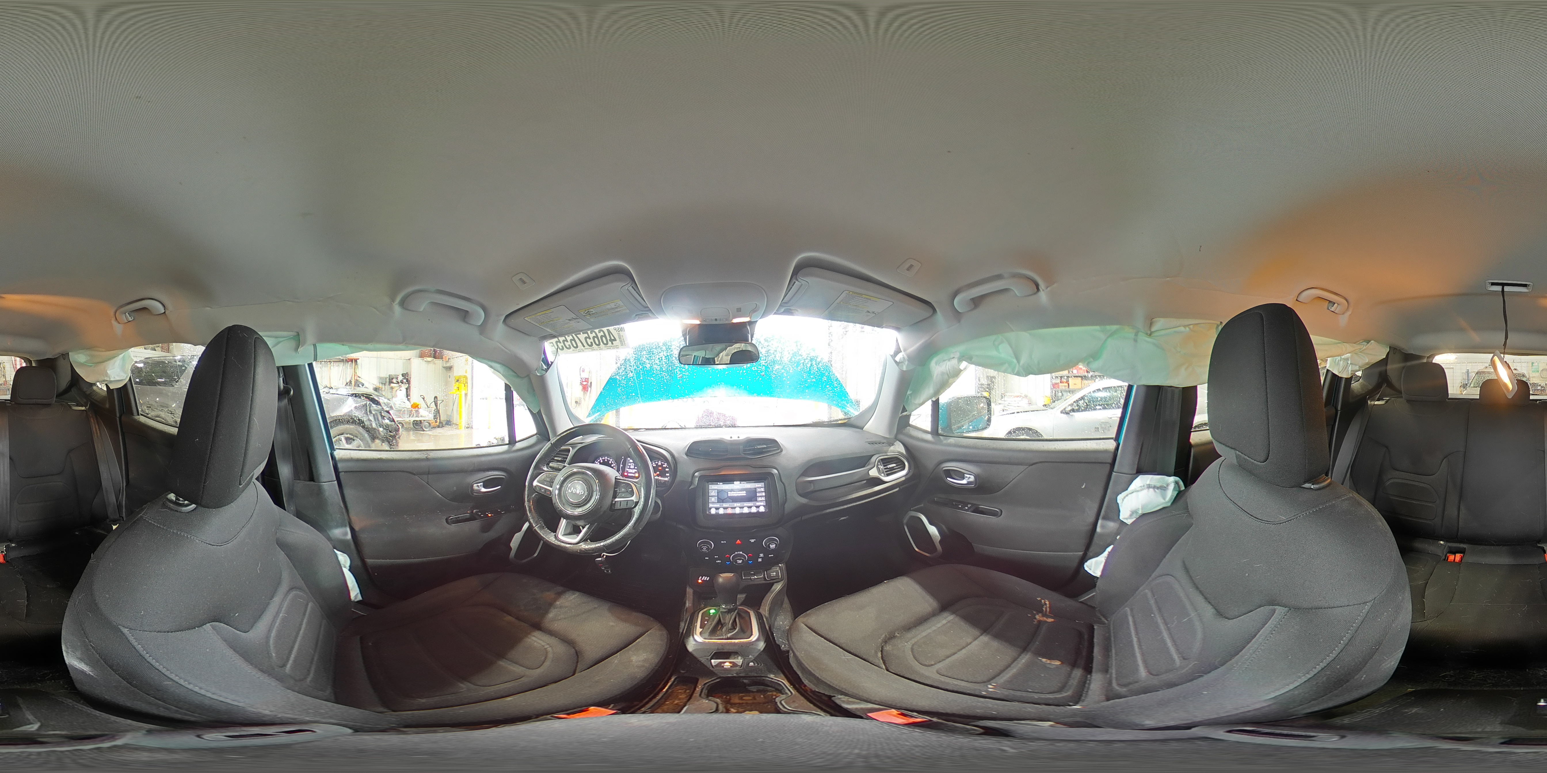 2019 Jeep Renegade - Image 13