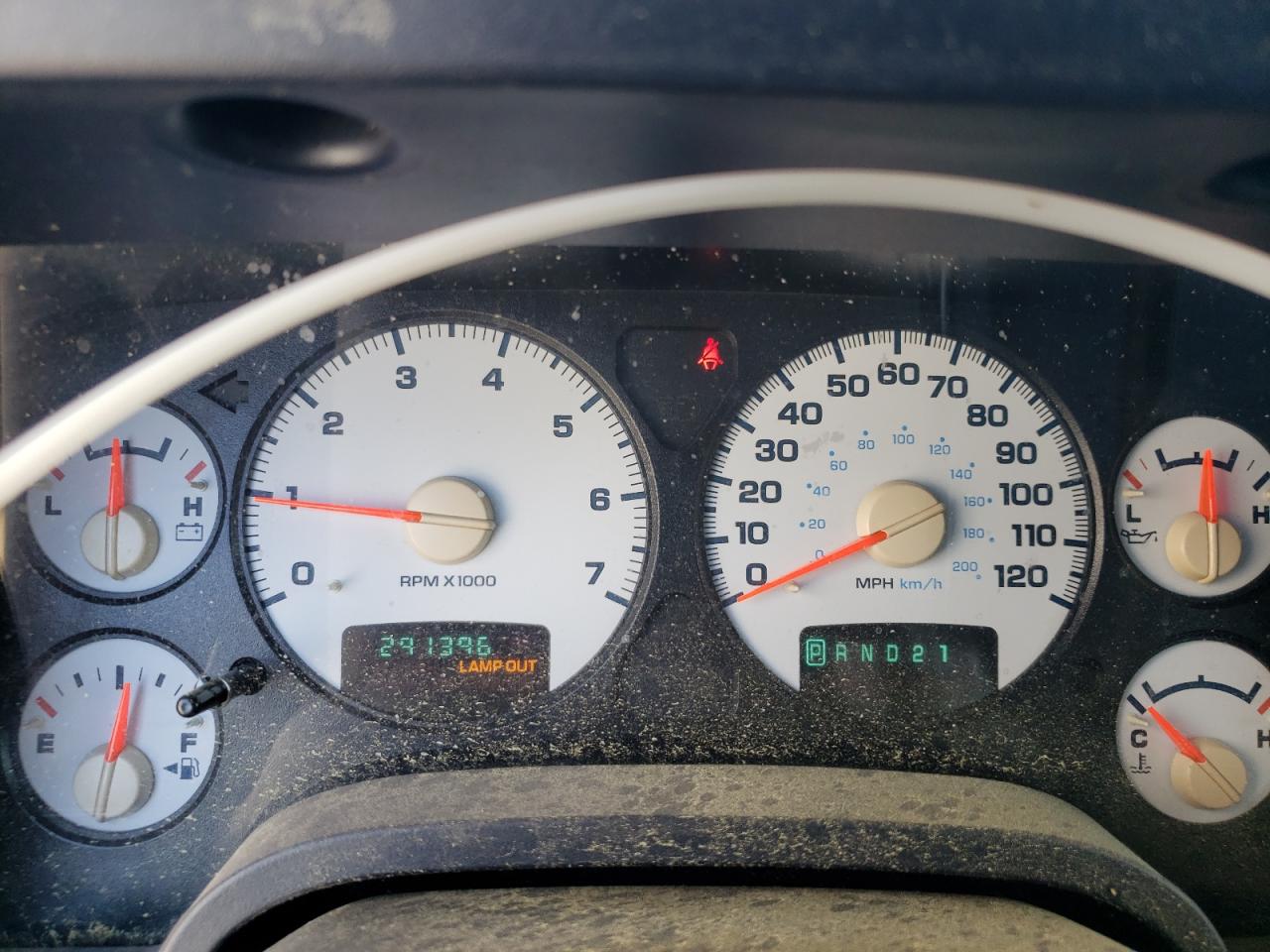 2002 Dodge Ram 1500 VIN: 1D3HA18N42J256152 Lot: 50395385