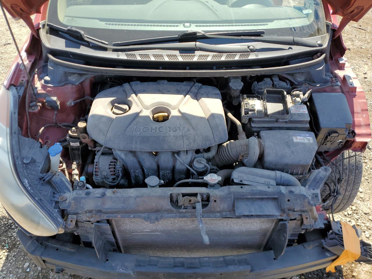 2013 Hyundai Elantra - Image 11