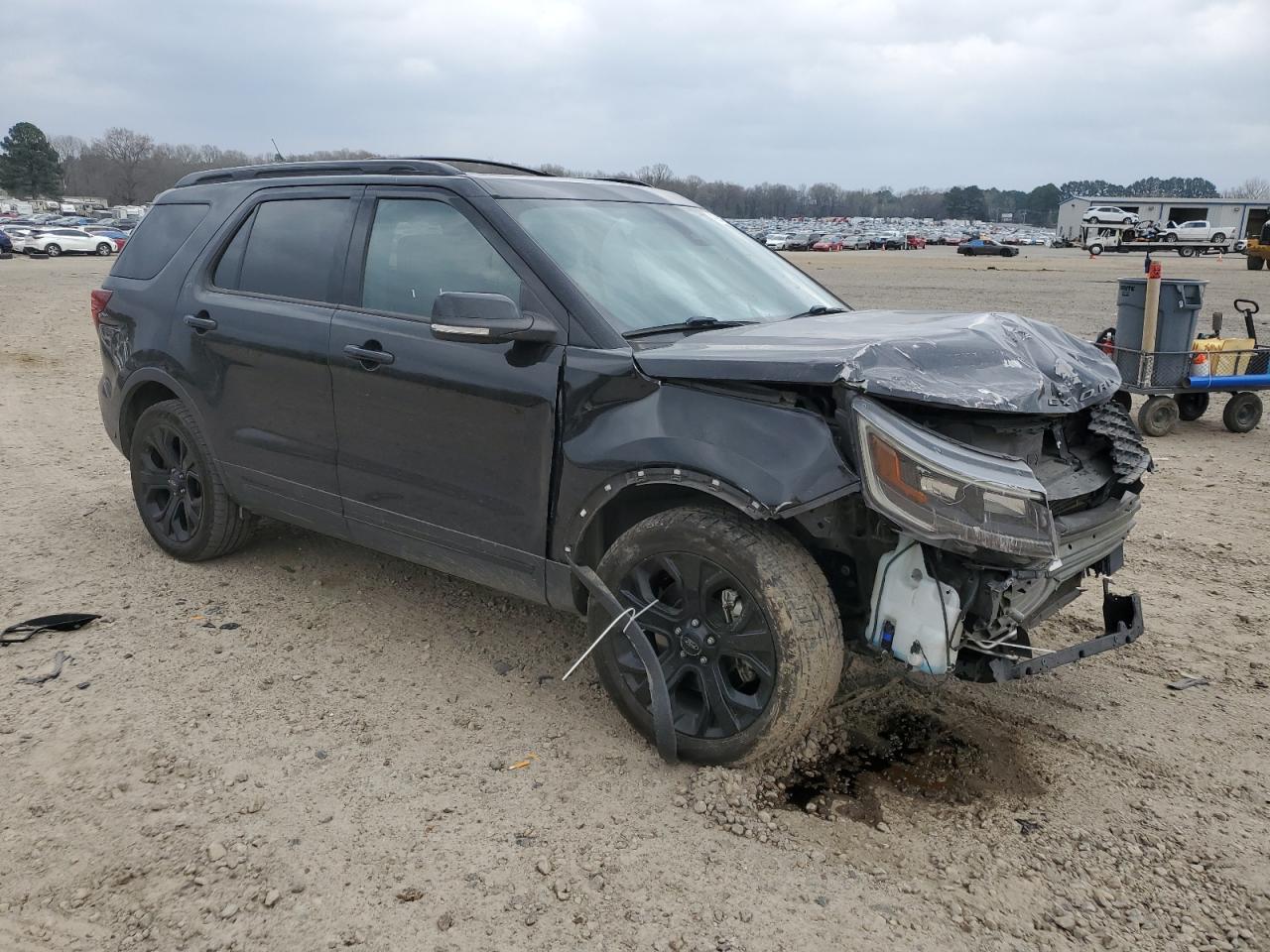 2019 Ford Explorer - Image 4