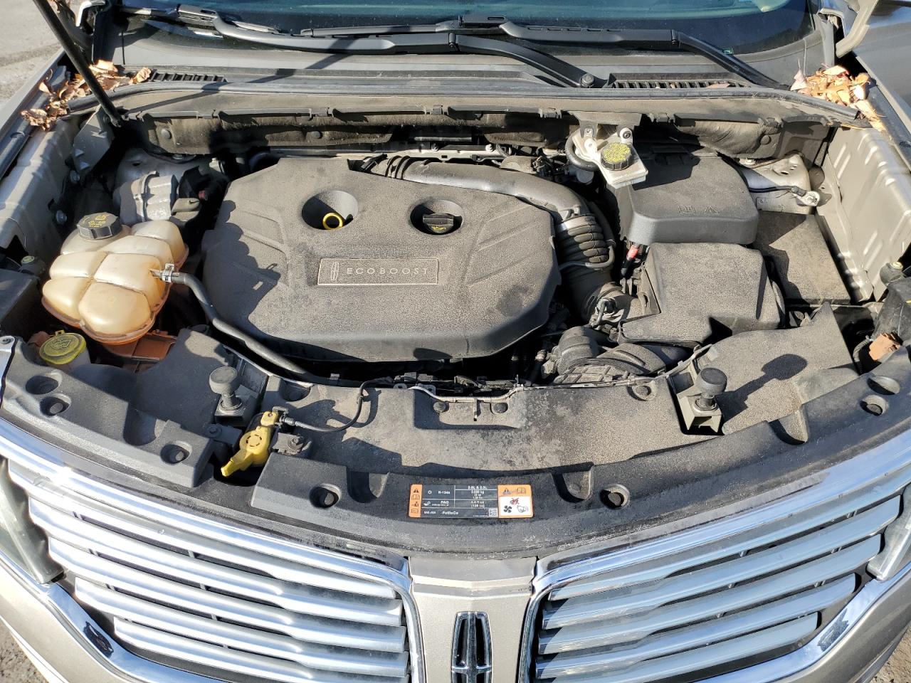 2015 Lincoln MKZ - Image 14