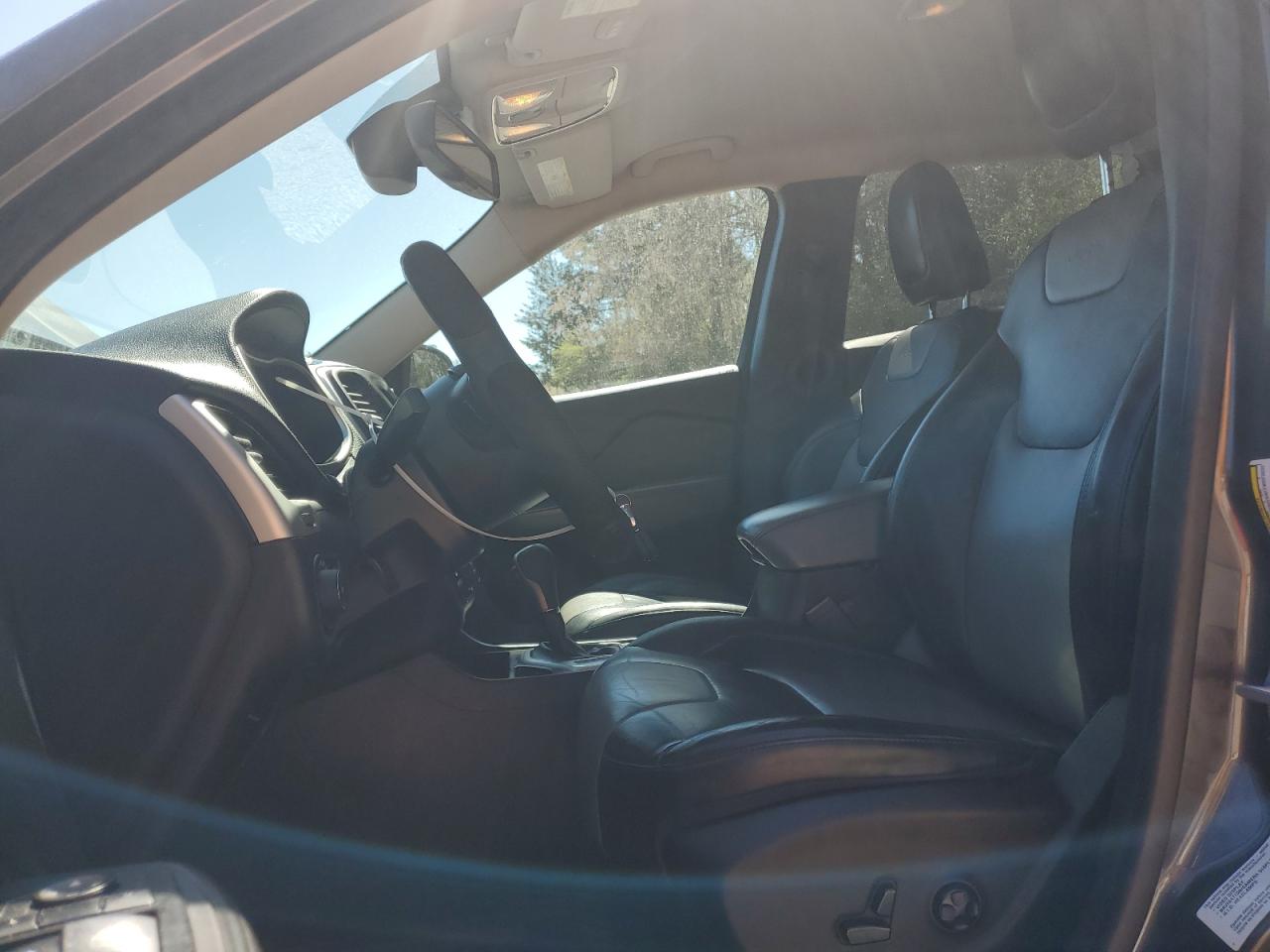 2014 Jeep Grand Cherokee - Image 7