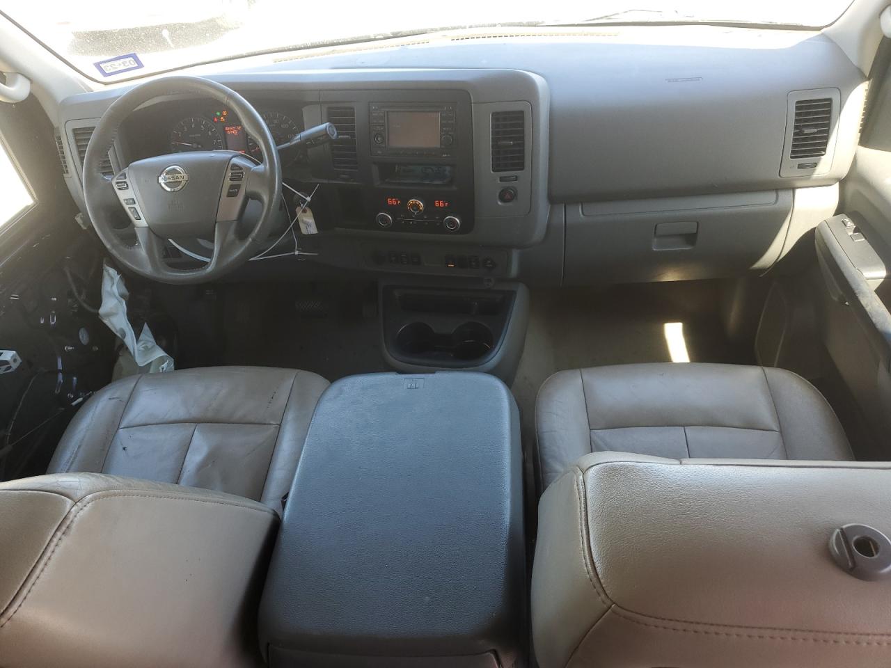 2012 Nissan NV - Image 8