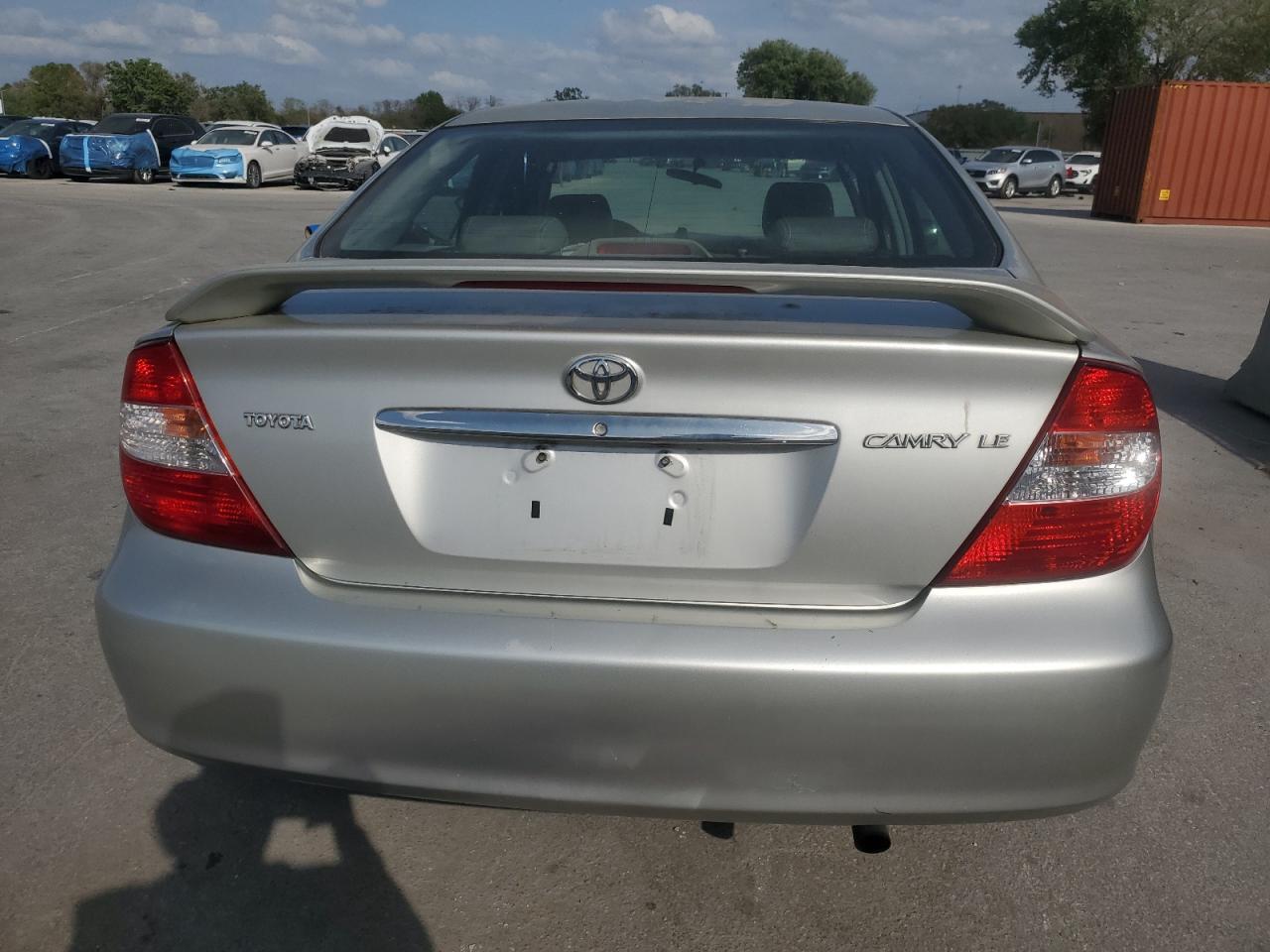 2003 Toyota Camry Le VIN: 4T1BE32K63U218396 Lot: 47938905