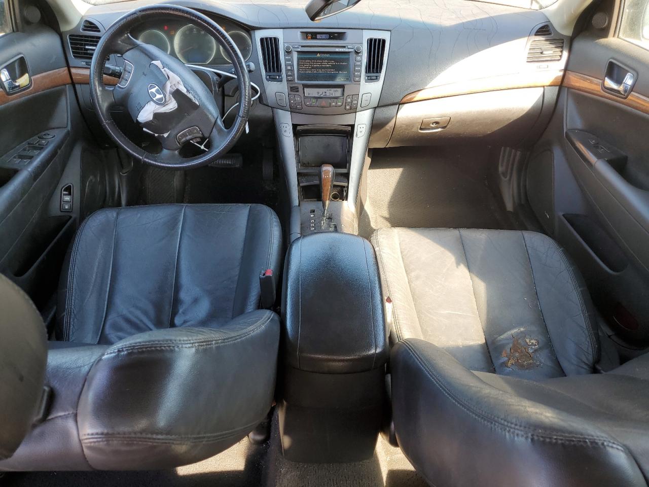 2009 Hyundai Sonata - Image 8