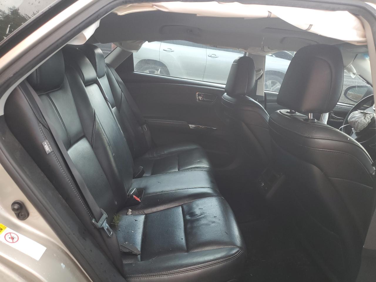 2014 Toyota Avalon - Image 10