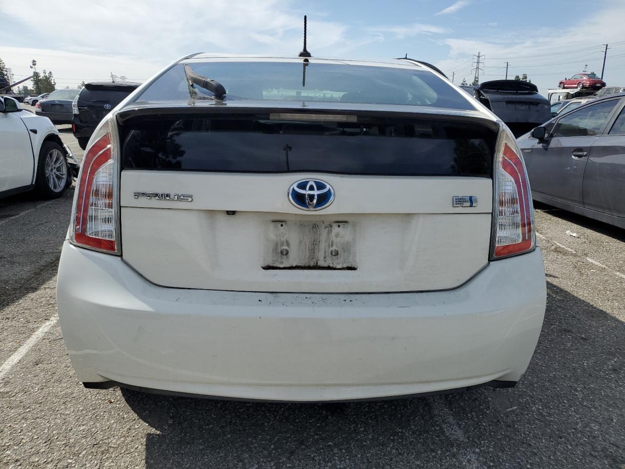 2012 Toyota Prius - Image 6