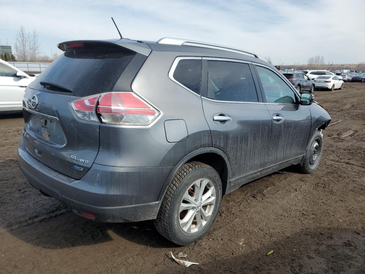 2014 Nissan Rogue - Image 3