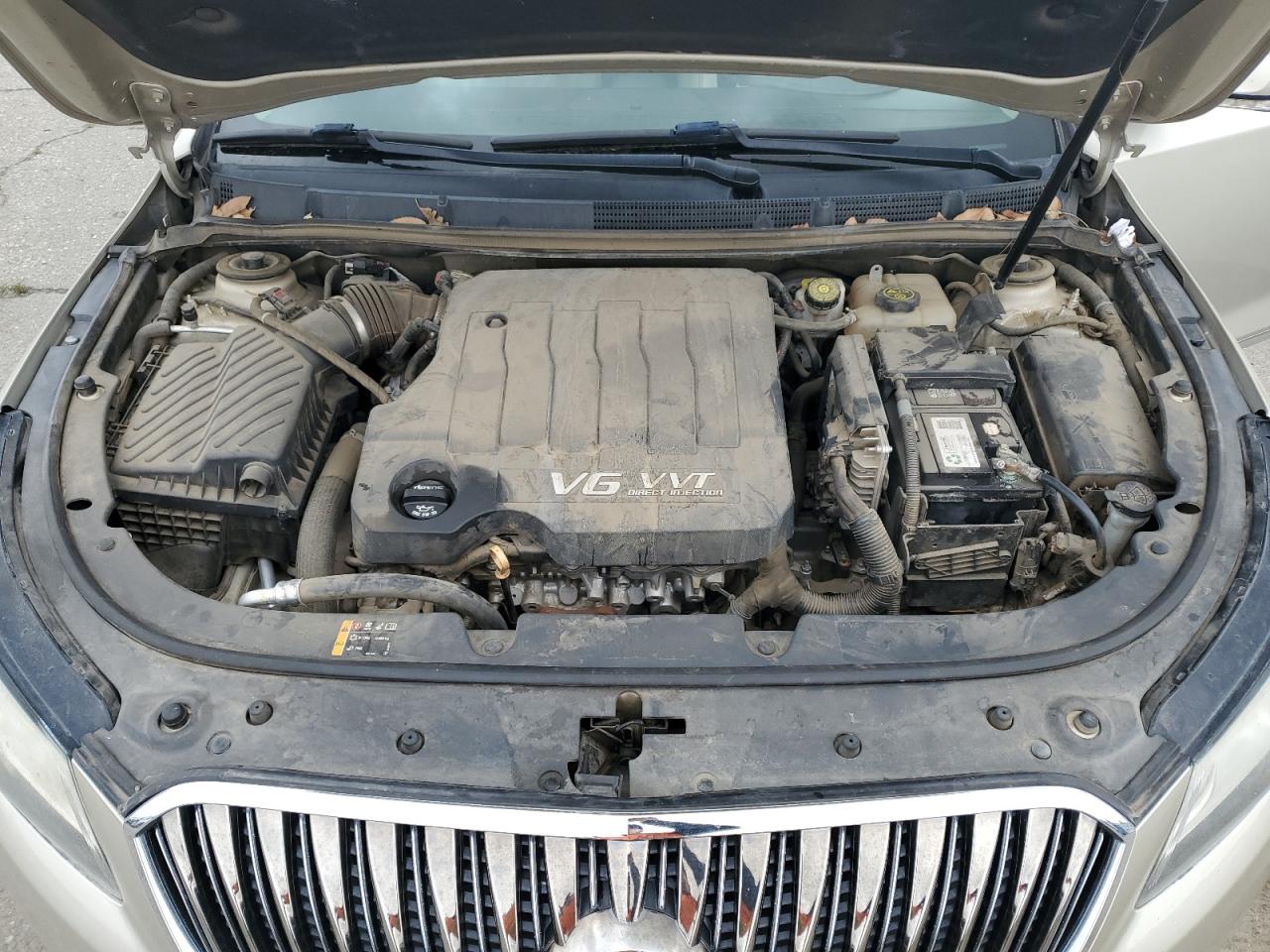 2015 Buick LaCrosse - Image 11