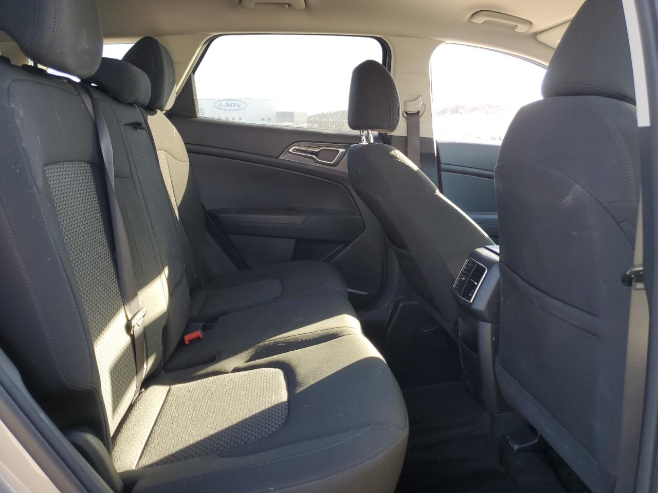 2024 Kia Sportage - Image 11