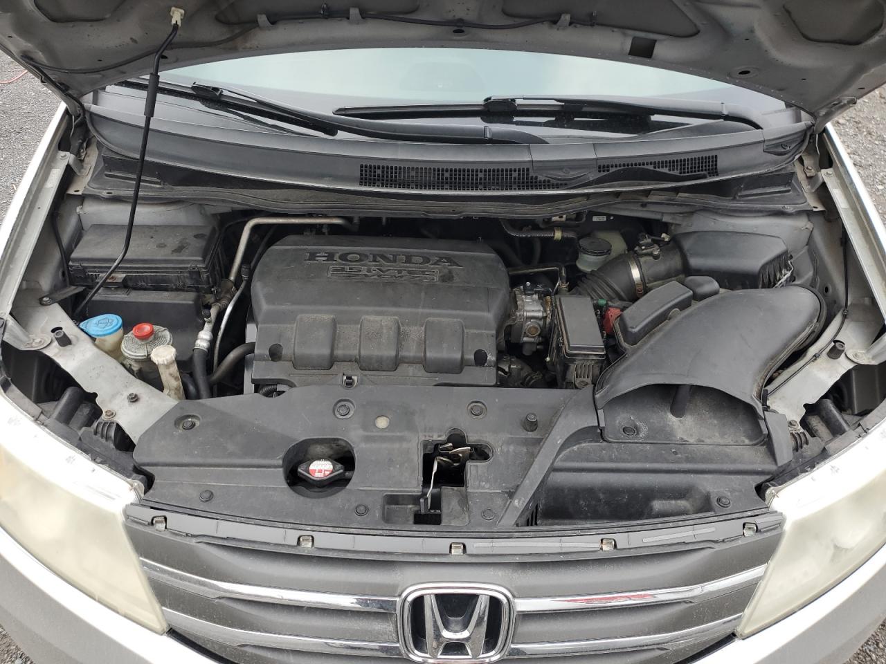 2011 Honda Odyssey - Image 13