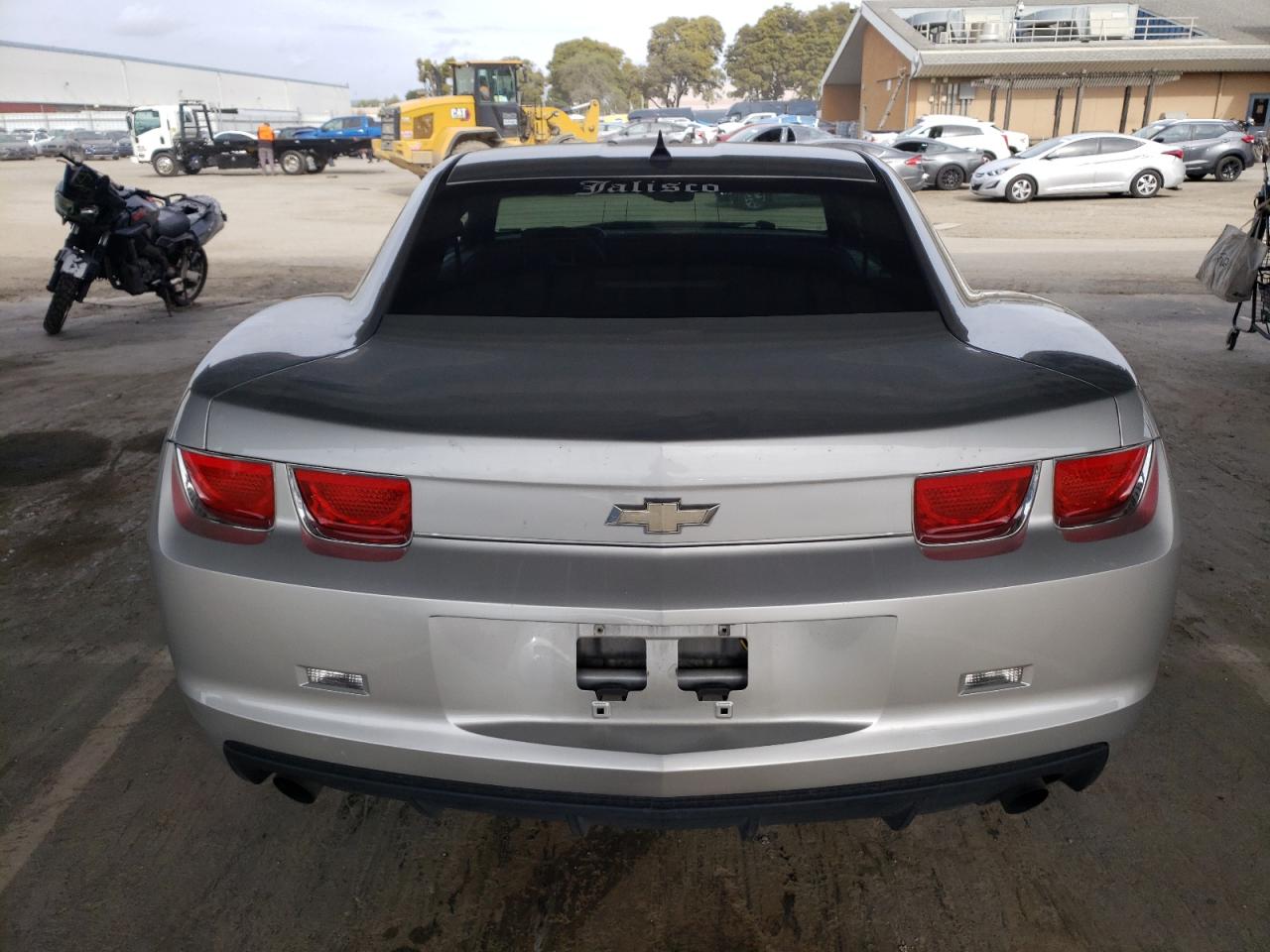 2011 Chevrolet Camaro - Image 6