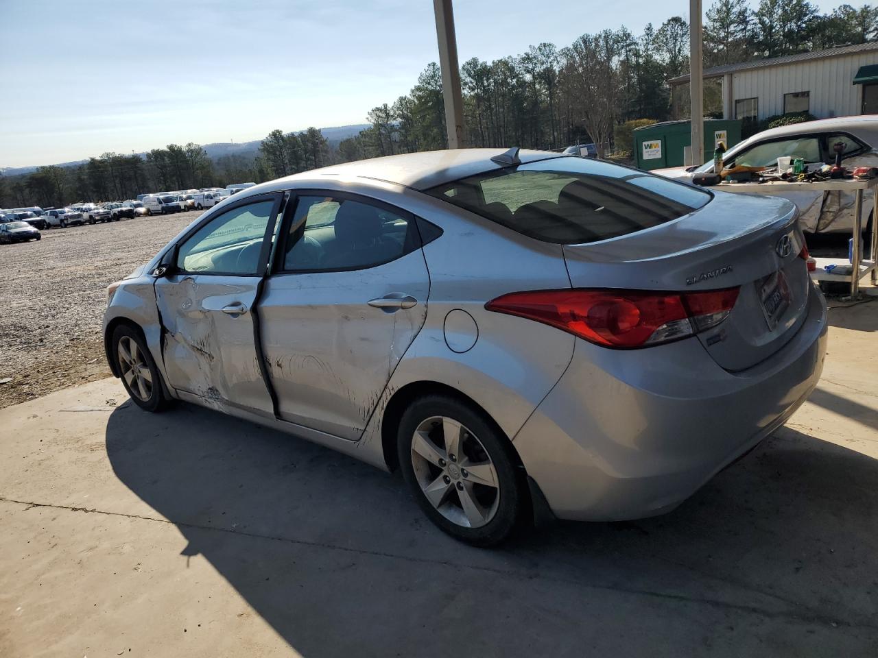 2013 Hyundai Elantra - Image 2