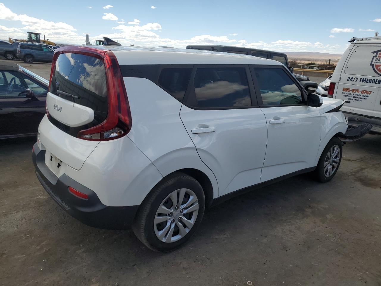 2022 Kia Soul - Image 3