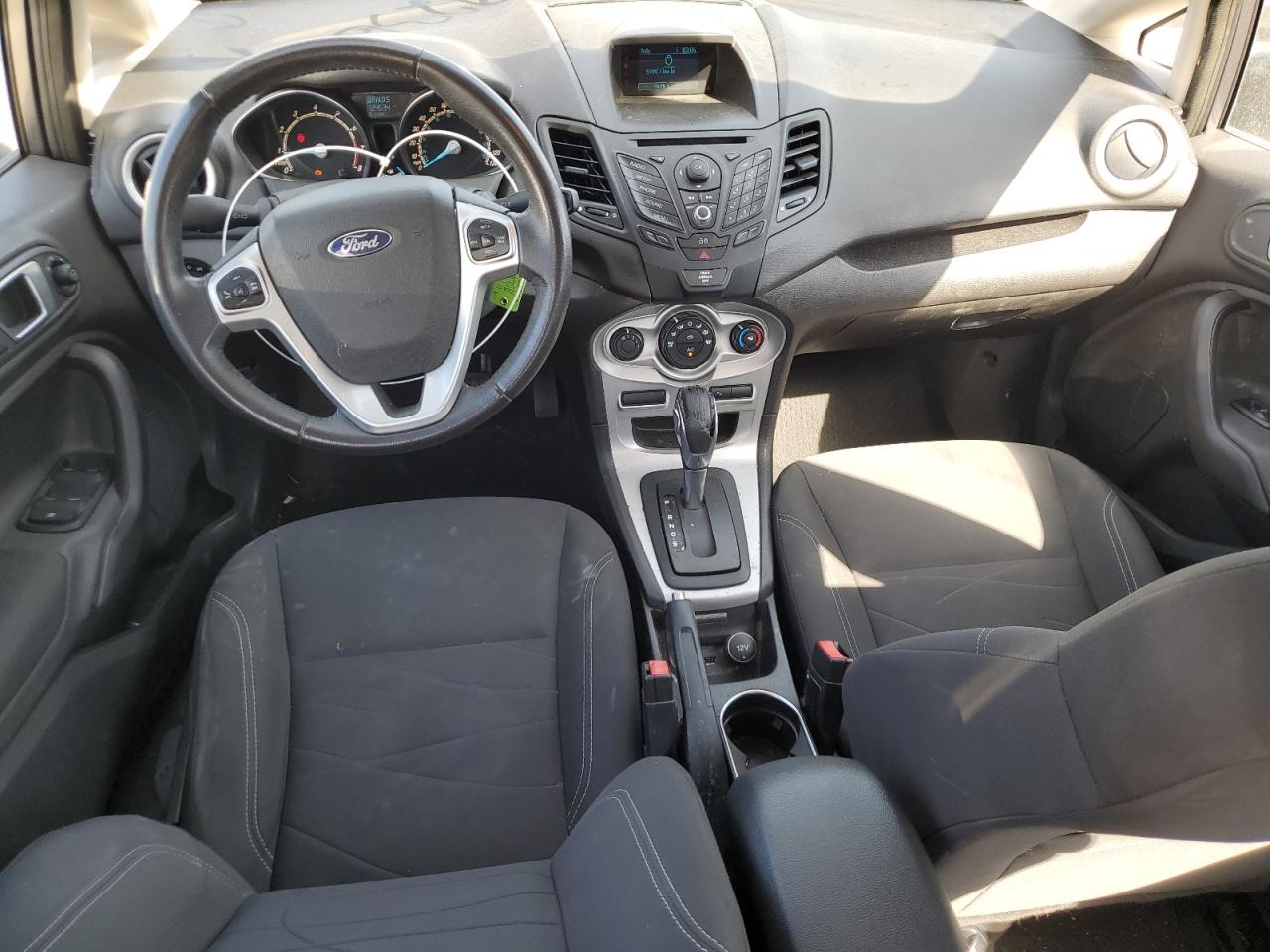 2014 Ford Fiesta - Image 8