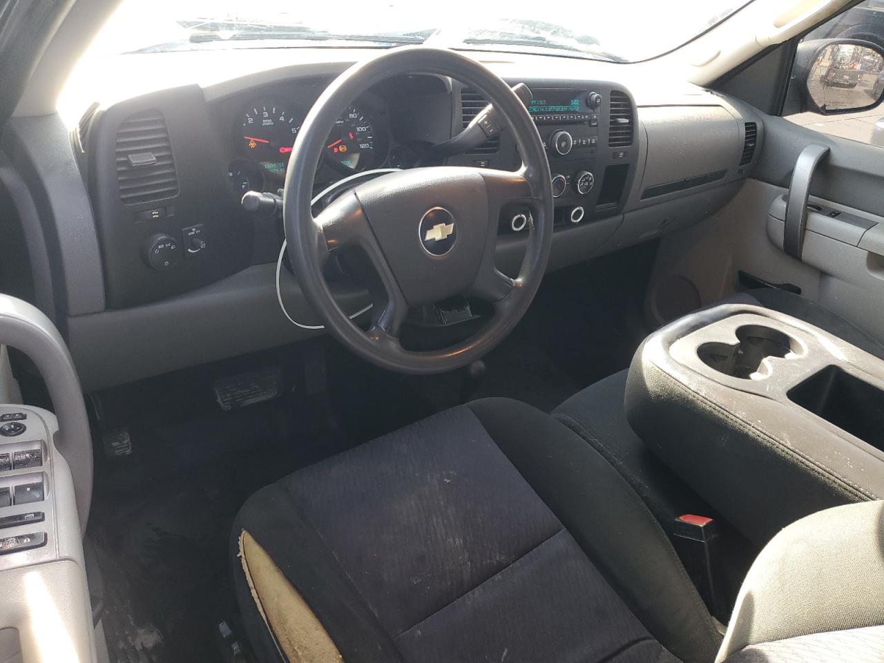2010 Chevrolet Silverado - Image 8
