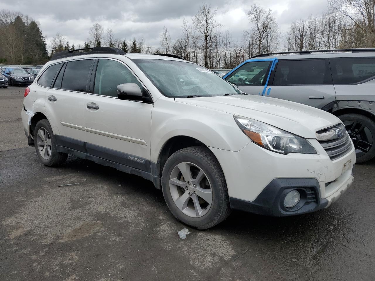 2014 Subaru Outback - Image 4