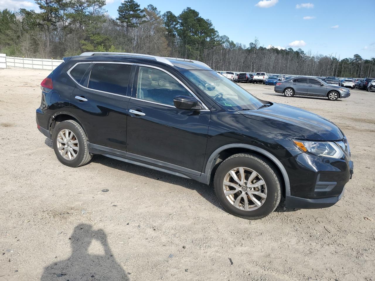 2019 NISSAN ROGUE | S