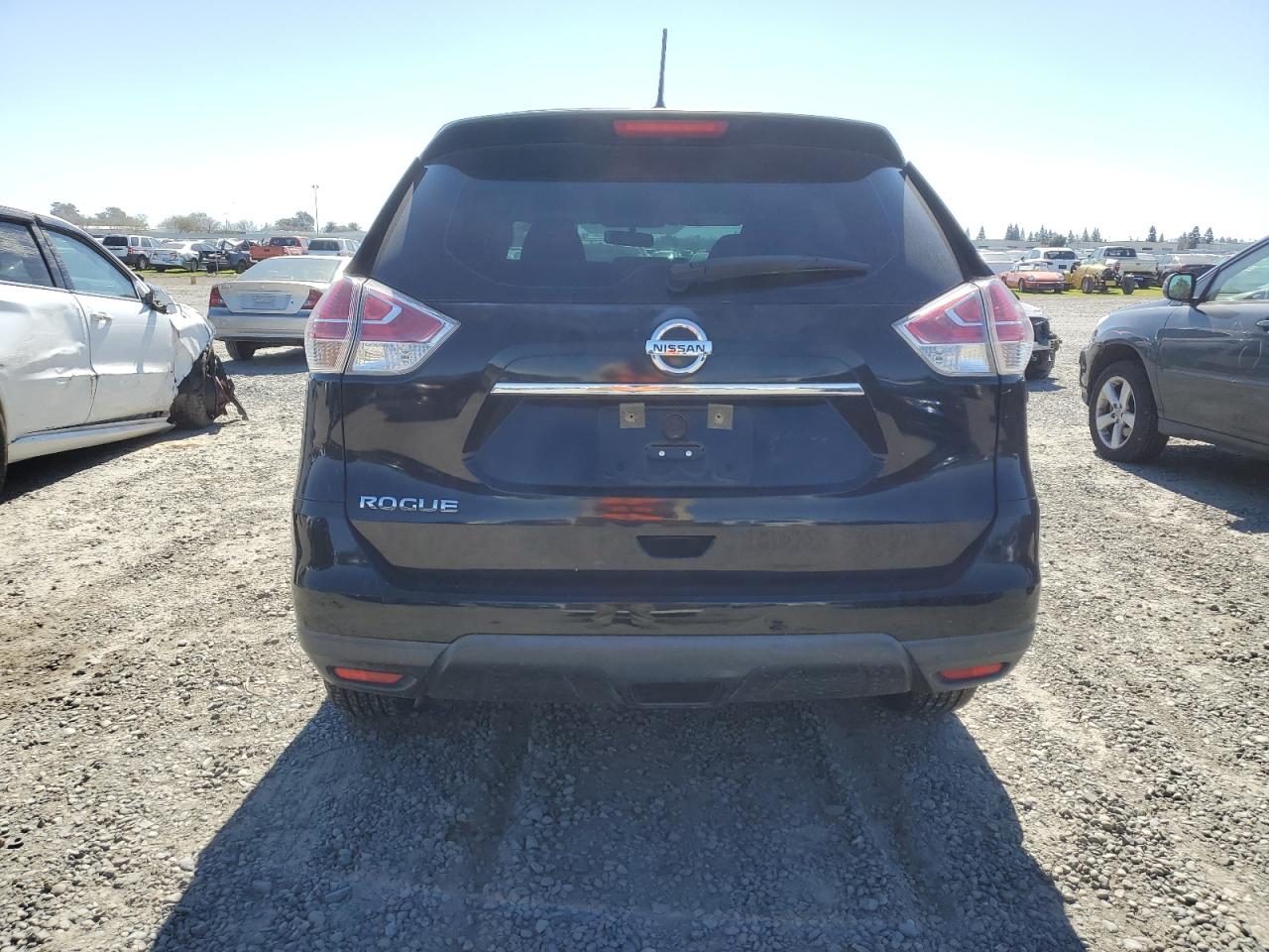 2015 Nissan Rogue - Image 6